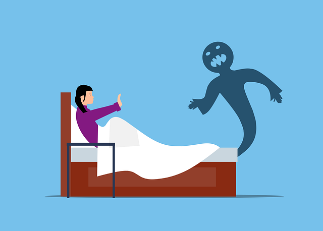 ストレスで眠れない夜に悩む人のイメージ