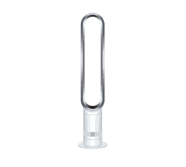 清潔な部屋でリラックスする女性と空気清浄機